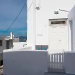 Traditional Split Level House In