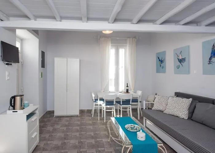 Traditional Split Level House In Feriehus *