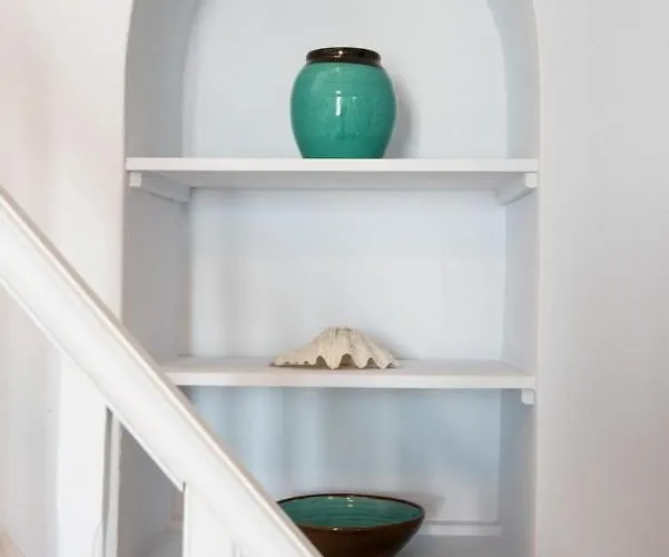 Traditional Split Level House In Feriehus *