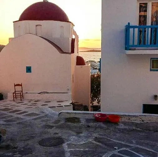 Traditional Split Level House In Ferienhaus Mykonos Town